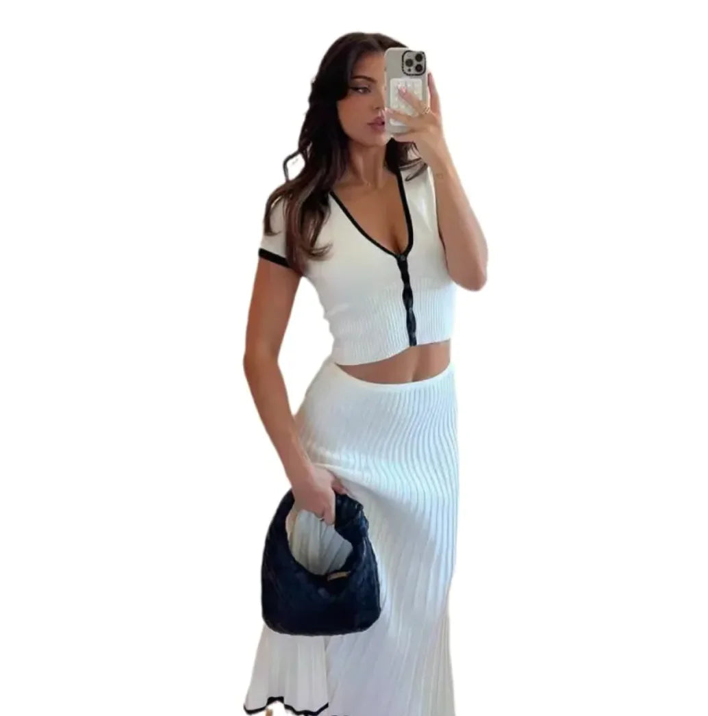 Fashion Vibe™ Long Sleeve – Slim Pleated Dress Set