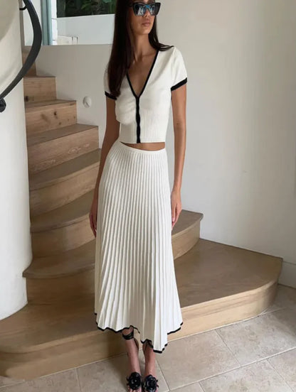 Fashion Vibe™ Long Sleeve – Slim Pleated Dress Set