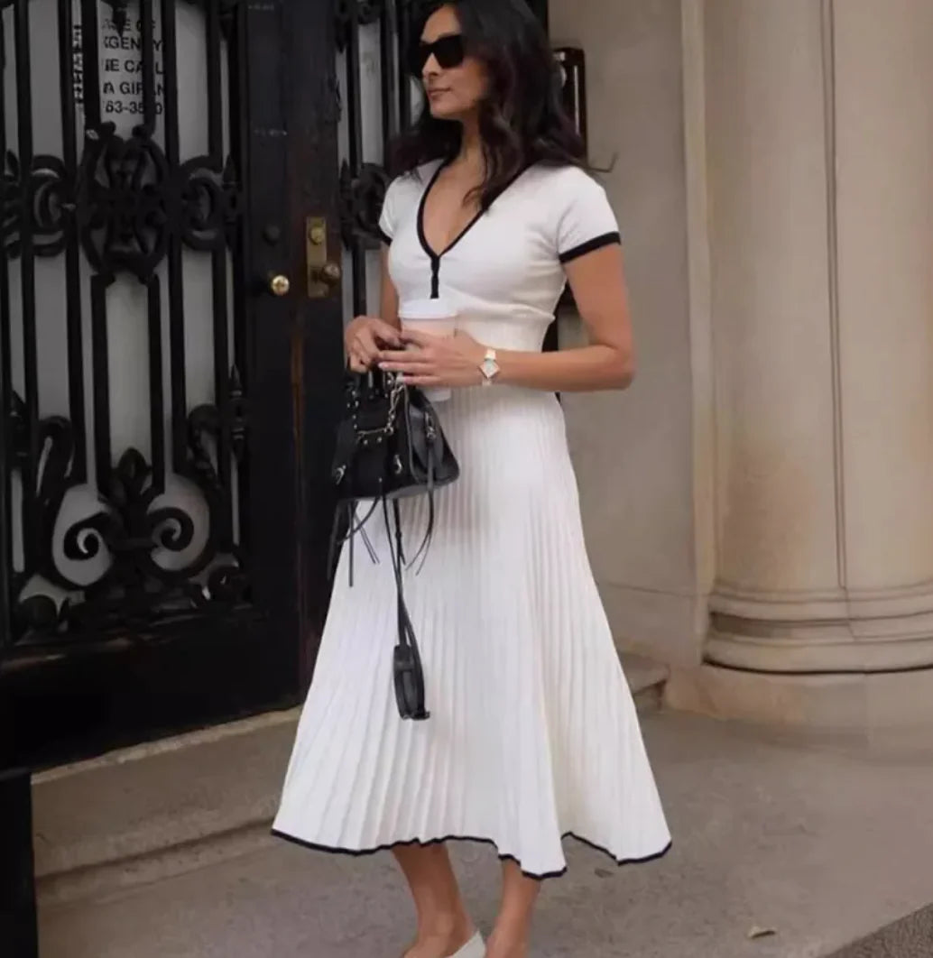 Fashion Vibe™ Long Sleeve – Slim Pleated Dress Set