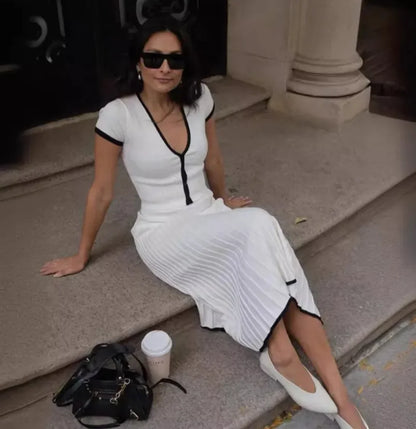 Fashion Vibe™ Long Sleeve – Slim Pleated Dress Set